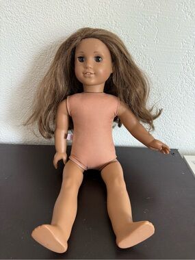 American Girl Doll Truly Me 18” Brown Hair Brown Eyes Wavy Hair 2008